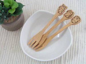 画像2: 和柄アニマル ケーキフォーク ビーチ (2)