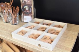 画像3: ZIPANG箸置き専用什器(条件あり 限定プレゼント中!) (3)